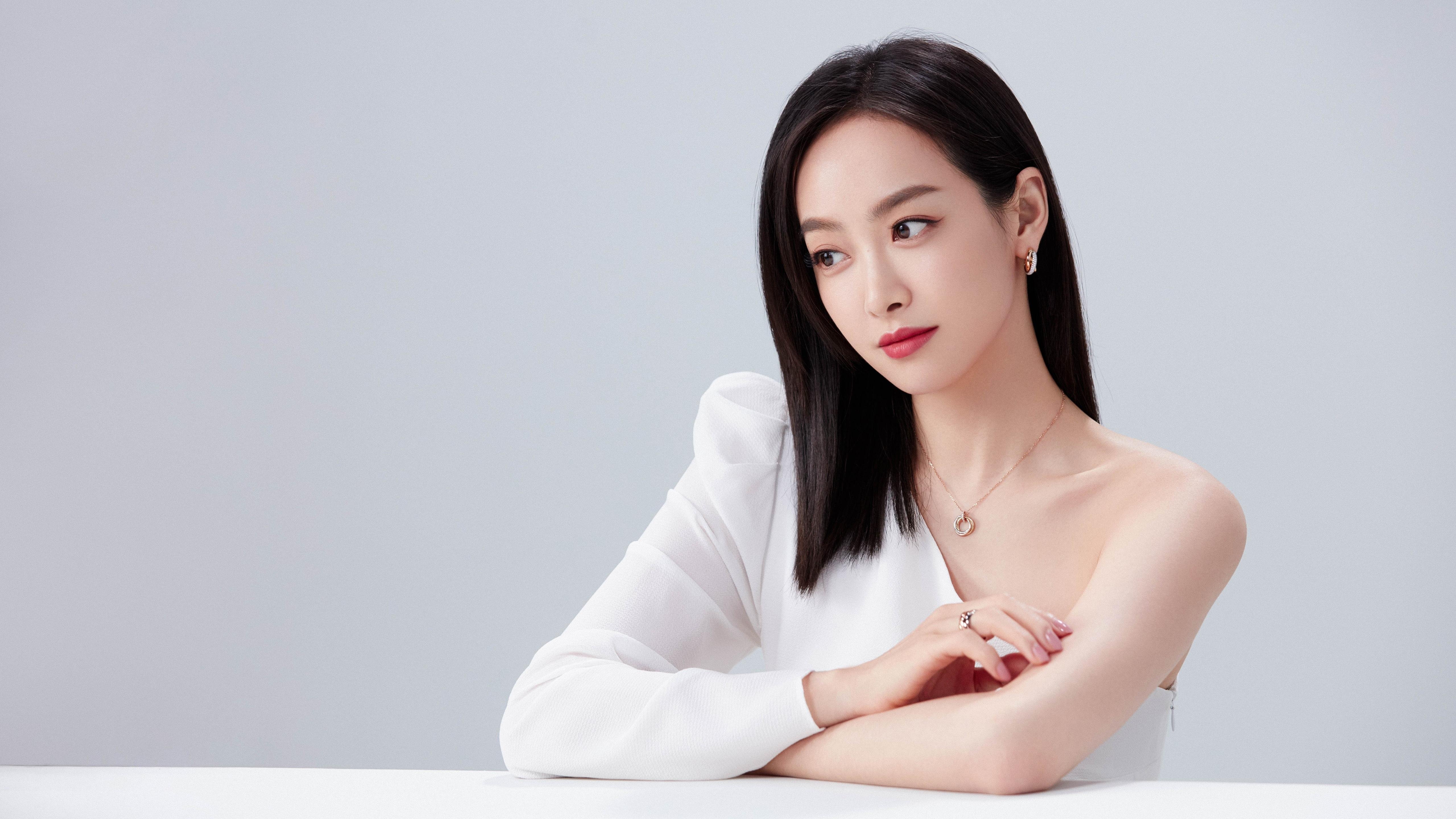 “短柄墙球，攻守之间的智慧博弈！高新区全民健身馆带你领略不一样的运动魅力”